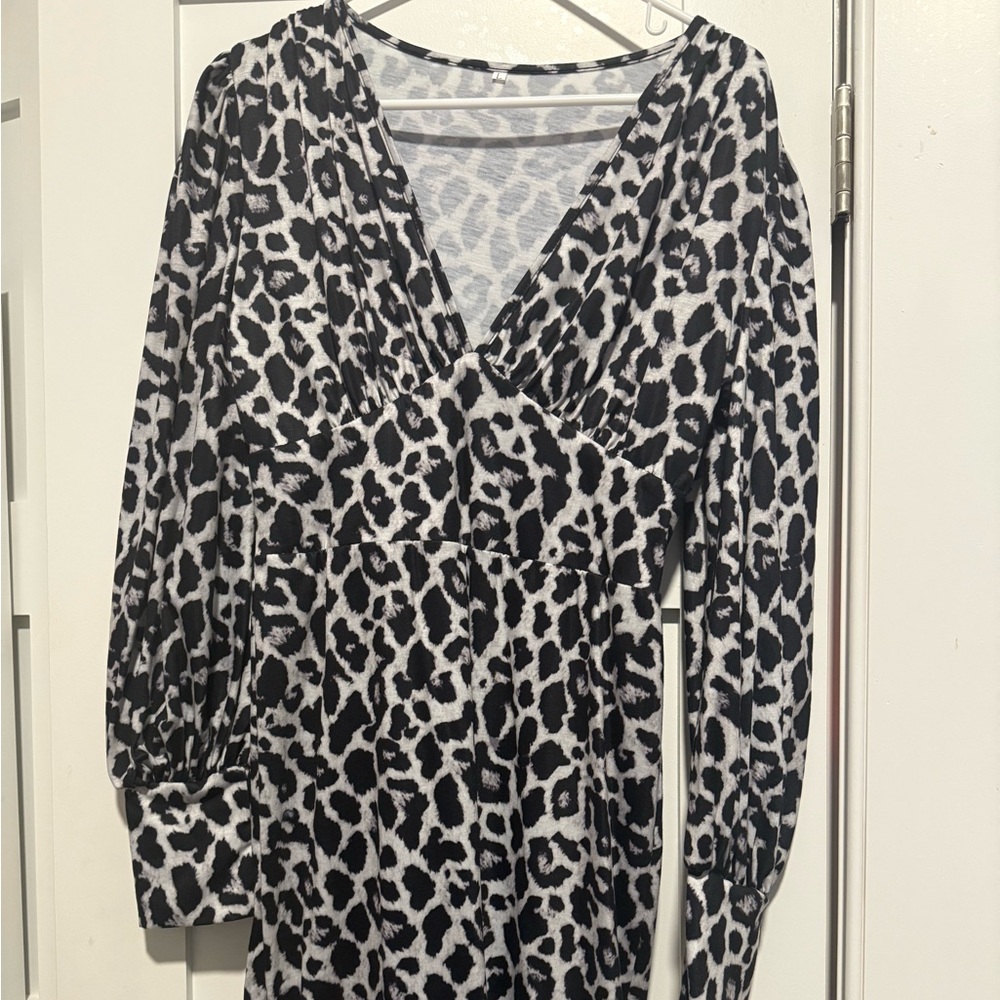 Leopard Print V-Neck Dress - Size Large
